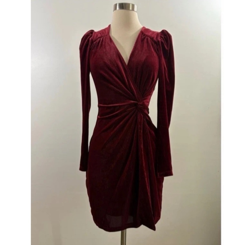 Astr The Label Lanita Velvet Dress In Merlot Size Xs View 5